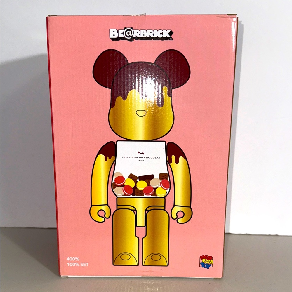 La Maison Du Chocolat 400% + 100% Set - Gold and Pink BEARBRICK NEW IN BOX